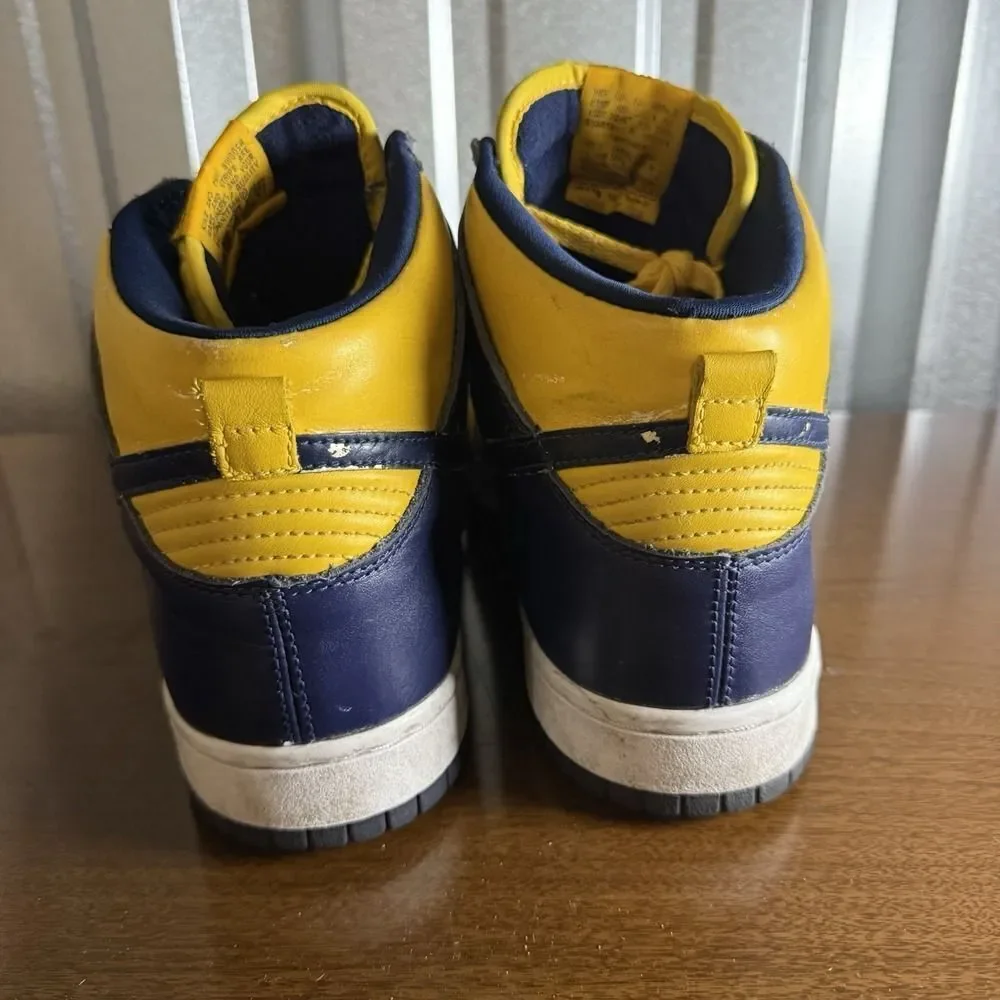 Vintage 1999 Nike Dunk High LE Michigan Size 11 630335-471